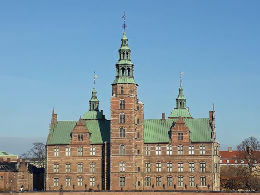 Copenhagen: 2,5-Hour 'Must See' Bike Tour with a Local Guide - The Little Mermaid: famous, small, and easy to overexpect