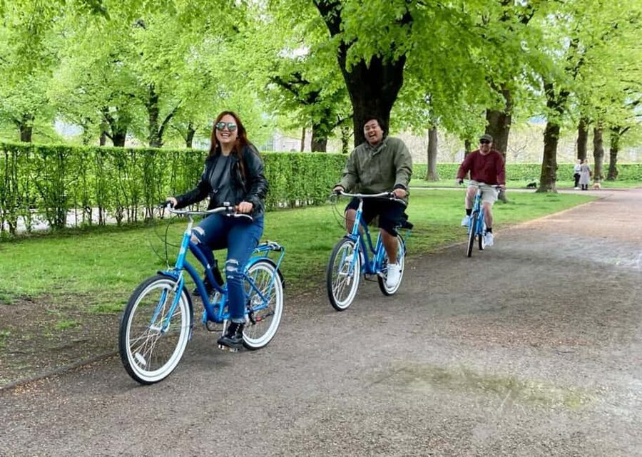 Copenhagen: 3-Hour City Highlights Bike Tour with Guide - What makes this Copenhagen bike tour worth your time