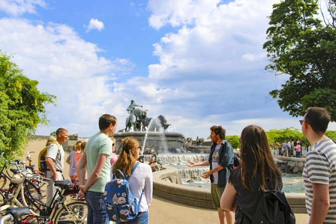 Copenhagen: 3 Hour Private Bike Tour - Rosenborg Castle and a change of pace