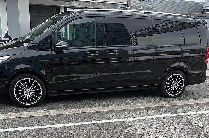Copenhagen Airport Transfer Service | English Speaking Driver - The 21-rating record deserves attention