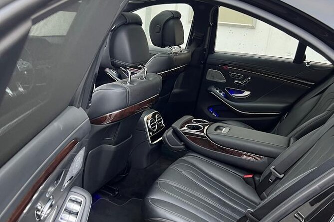 Copenhagen Airport Transfer Service | English Speaking Driver - Who should book this transfer?