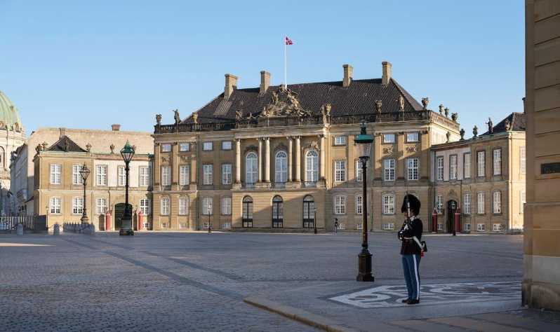 Copenhagen: Amalienborg Palace Museum Entry Ticket - Christian X’s study and the royal dining room