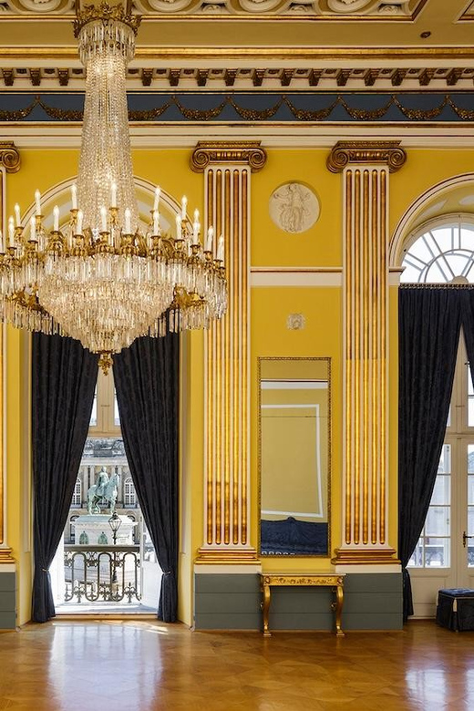 Copenhagen: Amalienborg Palace Museum Entry Ticket - Queen Louise’s private salon
