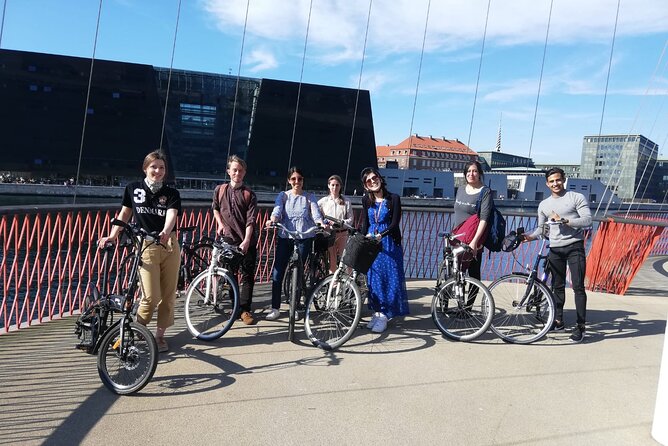Copenhagen Bicycle Adventure - Frederik’s Church and the Amalienborg timing question