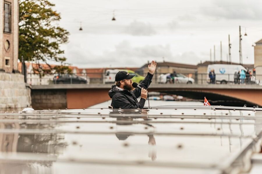 Copenhagen: Canal Cruise with Guide - What the guide adds to the ride
