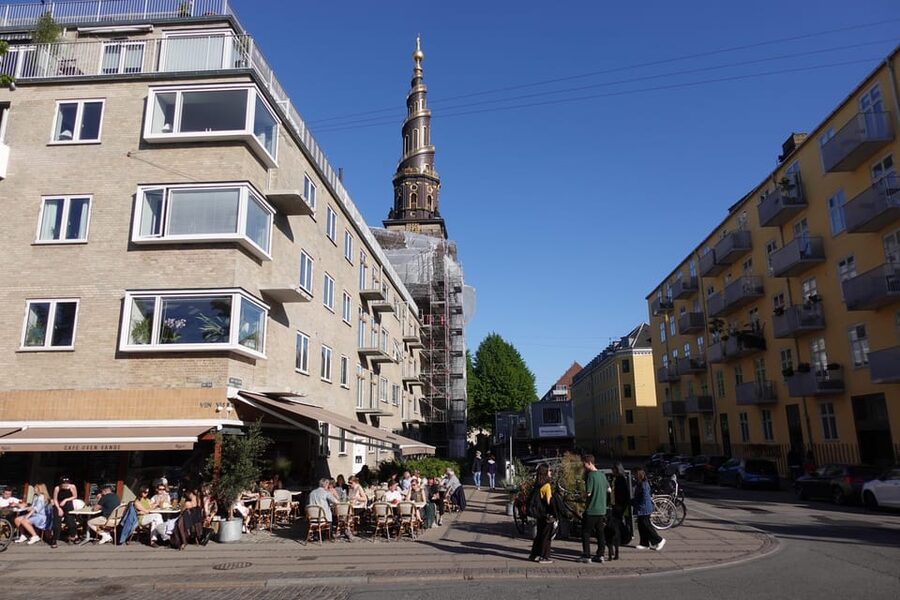 Copenhagen: Christiania & Christianshavn Guided Walking Tour - Why Christianshavn and Christiania make a good pairing
