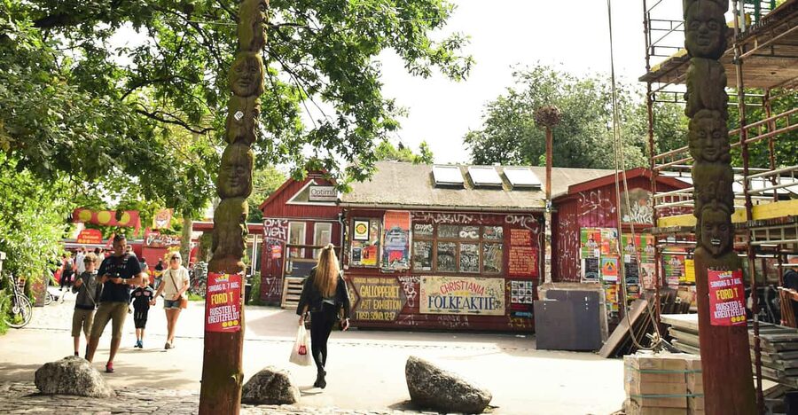 Copenhagen: Christiania & Christianshavn Guided Walking Tour - What a local guide adds