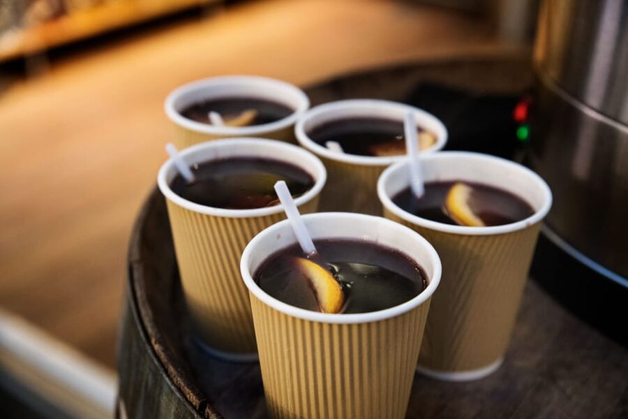 Copenhagen: Christmas Walking Tour with Treats and Drinks - Key points to know before booking