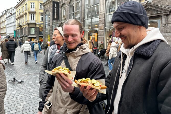 Copenhagen Culinary Food Tour with 6+ Tastings of Danish Classics - A short pause at Kongens Nytorv