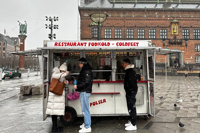 Copenhagen Culinary Food Tour with 6+ Tastings of Danish Classics - The final pastry and City Hall finish