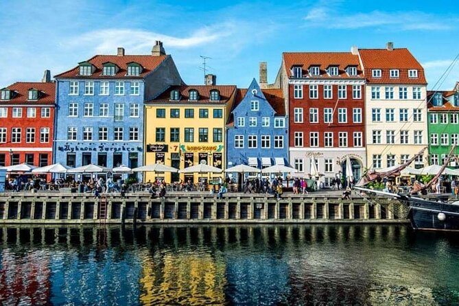Copenhagen Culinary Food Tour with 6+ Tastings of Danish Classics - How much food do you get for $130.60?