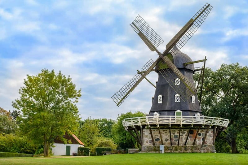 Copenhagen: Full-Day Trip to Malmö by Train - Why cross to Malmö from Copenhagen?
