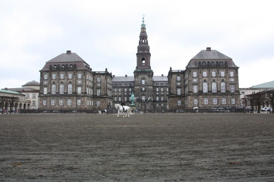 Copenhagen: Highlights & Hygge Guided Walking Tour w/ Lunch - A five-hour introduction to Copenhagen on foot
