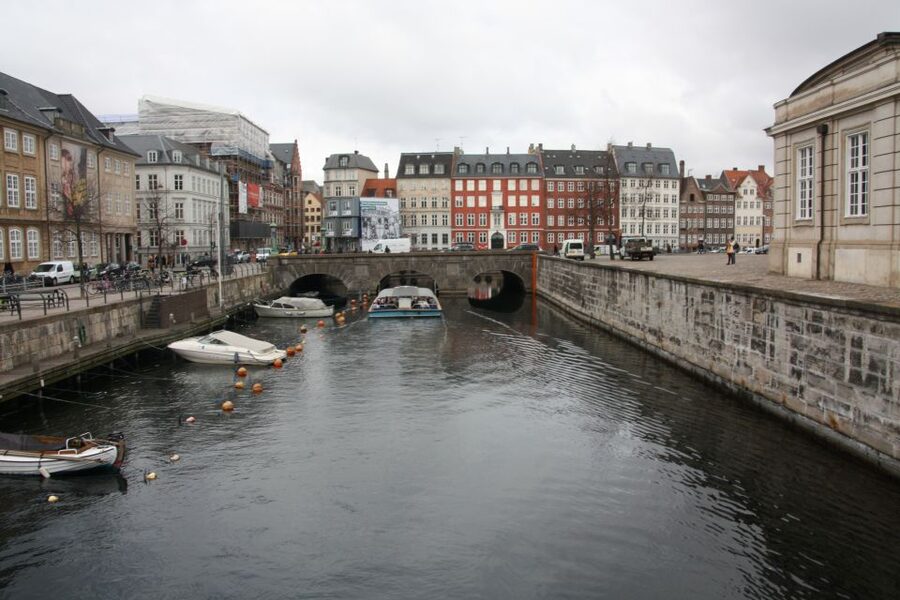Copenhagen: Highlights & Hygge Guided Walking Tour w/ Lunch - Nyboder and Copenhagen’s older streets