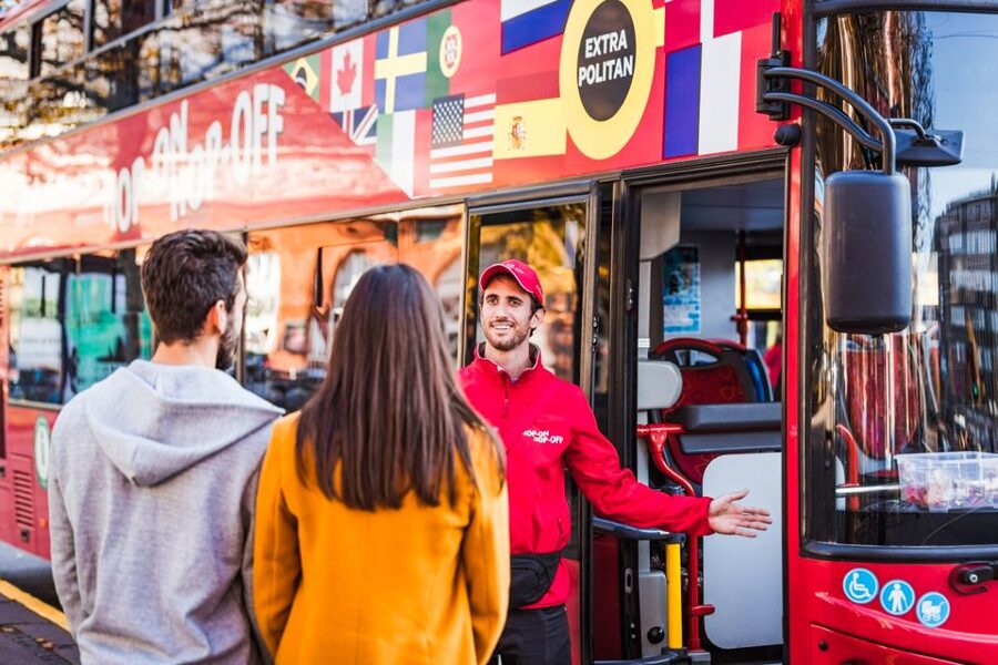 Copenhagen: Hop-On Hop-Off Bus Tour with Boat Tour Option - Key points at a glance