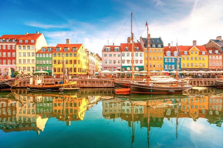 Copenhagen: Private City Walking Tour with Canal Tour Ticket - Starting at City Hall Square
