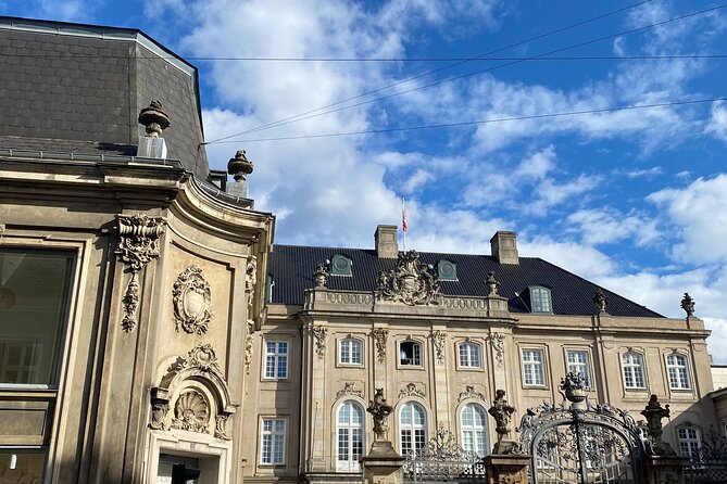 Copenhagen Self-Guided Murder Mystery Tour by Amalienborg Palace - Sankt Annæ Kirke and the final stage
