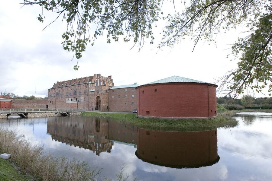 Copenhagen: Tour Across the Øresund Bridge to Lund and Malmö - Who will enjoy this Copenhagen to Sweden day trip?