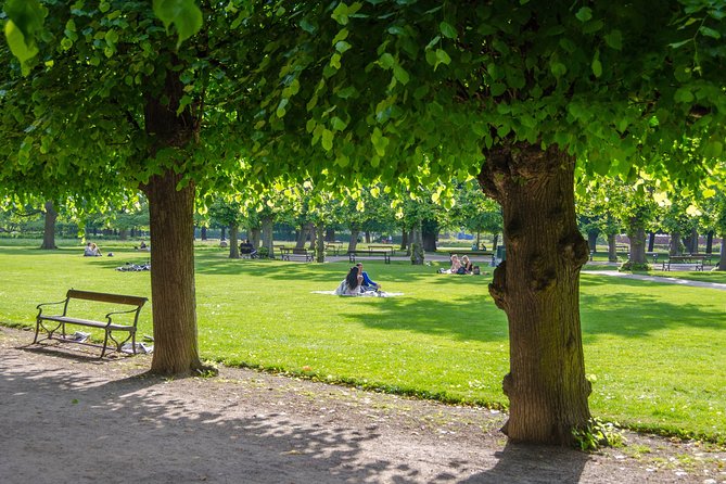 Copenhagen Walking Tour: Highlights and Hygge w/Lunch - Marble Church and Amalienborg at guard-change time