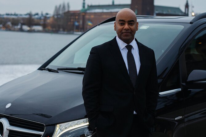 Cruise port VIP Transfer: Cruise port to Stockholm city center 1-6 Passangers - A direct 20-minute ride into Stockholm