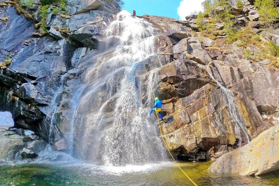 Dagali: Extreme Canyoning Experience - Rappelling down the waterfalls