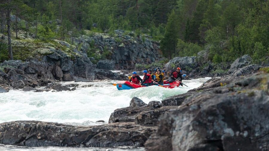 Dagali/Geilo: White Water Rafting Adventure - level 2 - Ninety minutes on the Numedalslågen