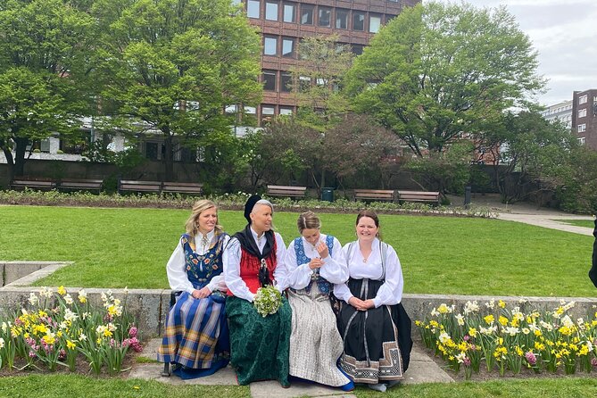Discover Oslo on foot - City Hall and the Nobel Peace Prize