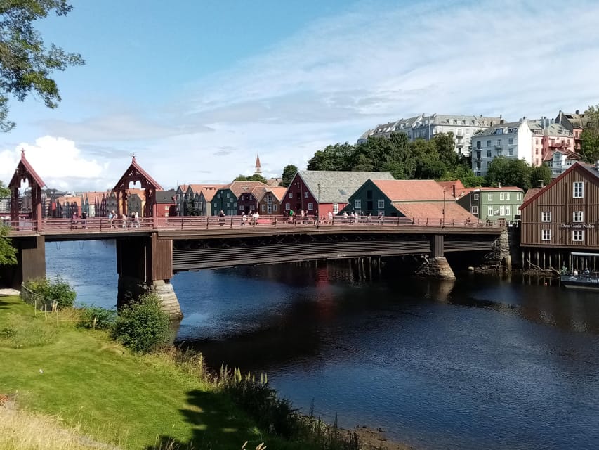 Discover the unmissables places of Trondheim - Starting at Torvet, Trondheim’s meeting place