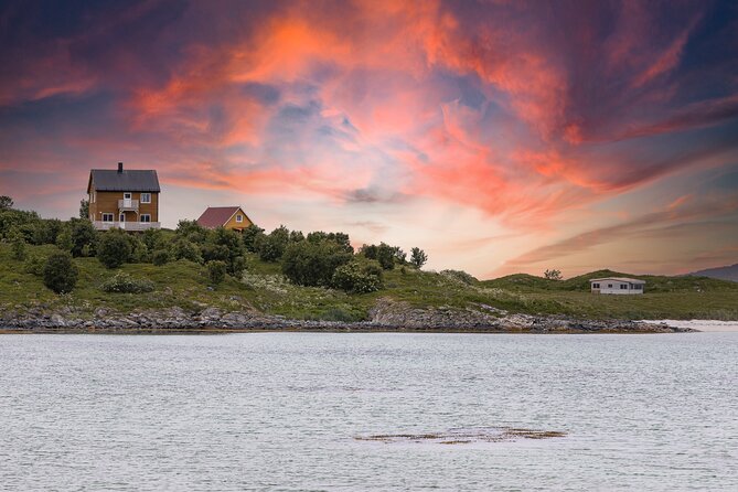 Discovery tour of the island of Senja and Kvaløya from Tromsø - Lunch, snacks, and the reality of a 10-hour outing