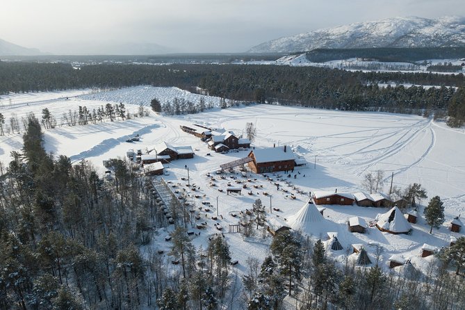 Dog Sled Tour and Husky Cuddles - Warm clothing removes a major Arctic worry