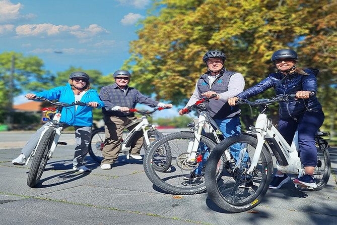E Biking Adventure to Kronborg Castle - Sea Air and Open Views Across the Øresund