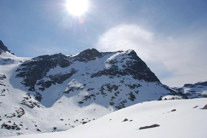 Eco friendly snowshoeing in Scenic Landscape - Lunch and the Arctic Cathedral