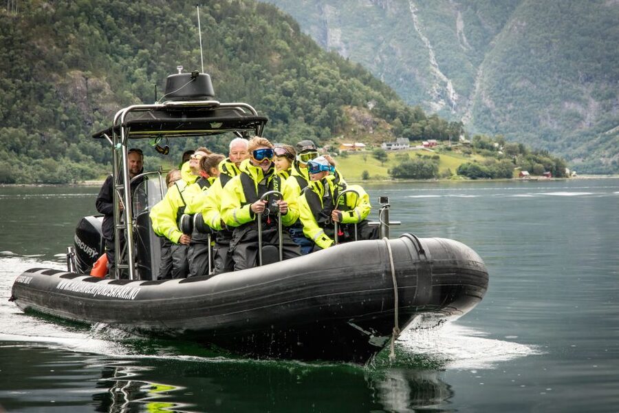 Eidfjord: 1-Hour Fjord RIB Tour - A fast start from Eidfjord Harbor