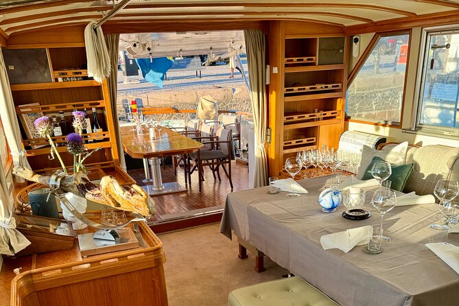 Exclusive Yacht Tour of Stockholm: sunset, dinner, lunch, cruise - What the three-hour experience actually includes