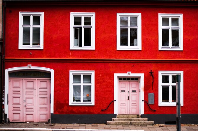 Explore Malmo in 60 minutes with a Local - Malmöhus Castle and the city’s older story