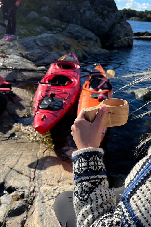 Færvik: Raet National Park Sea Kayaking Trip - The first paddle through the sheltered skerries