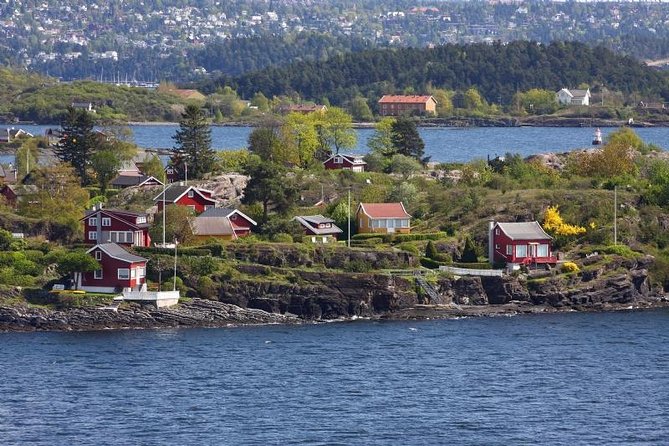 Fishing in Oslo Fjord - Learning the fjord while you fish