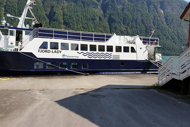 Fjord Cruise to Sognefjord and Bøyabreen Glacier - Returning through Fjærland and Balestrand
