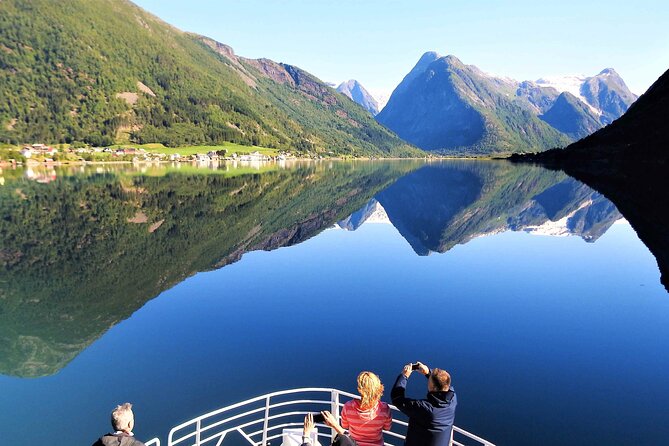Fjord Cruise to Sognefjord and Bøyabreen Glacier - What the $371.40 price means