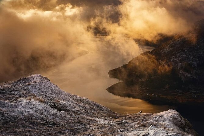 Fjord Hiking - Public tour - The summit pause, Norwegian snacks, and the best photos