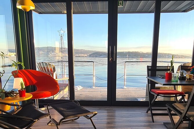 Fjord Houseboat Cruise in Oslo. 100 % electric. BYO - From Kongen Marina to Oslo’s sculpture park shoreline