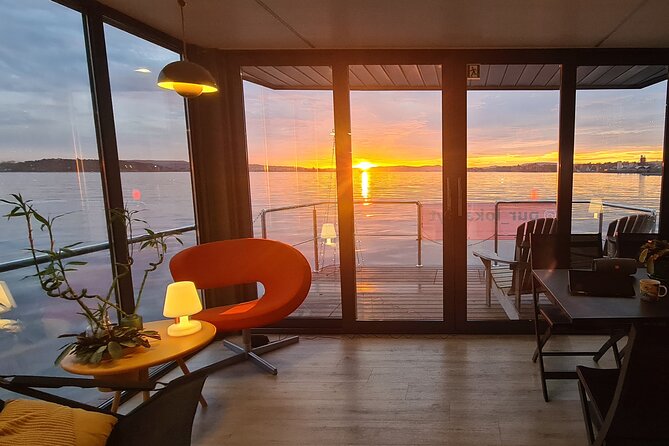 Fjord Houseboat Cruise in Oslo. 100 % electric. BYO - Comfort and practical details onboard
