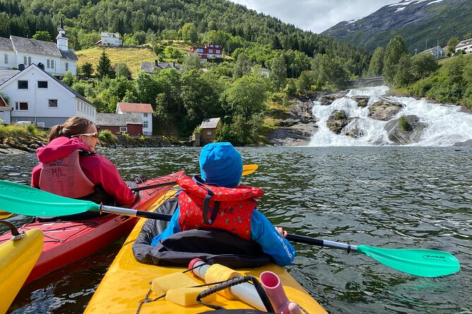 Fjord paddle in Hellesylt - Half Day Kayaking Tour - Key points to know before you paddle