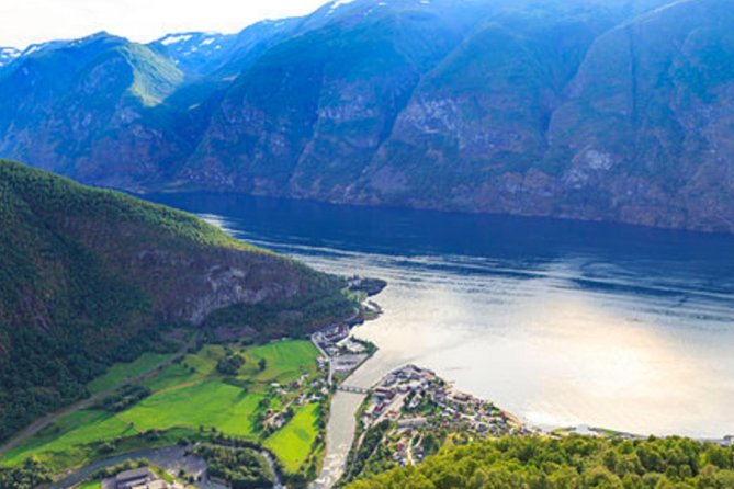 Flam: The Spectacular Stegastein Viewpoint Tour (Small Group) - Why Stegastein is worth the climb