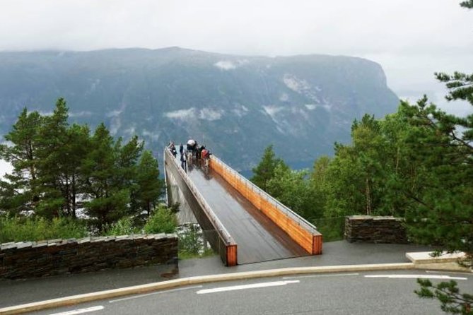 Flam: The Spectacular Stegastein Viewpoint Tour (Small Group) - One hour above the Aurlandsfjord