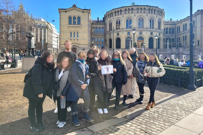 Free City Walking Tour in Oslo - Meeting the Tiger at Jernbanetorget
