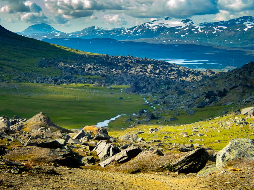 From Abisko: Kärkevagge Valley & Trollsjön Lake Guided Tour - Why Trollsjön is worth the walk