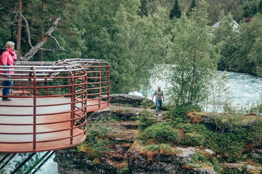 From Ålesund: Trollstigen Sightseeing Village & Fjord Tour - Is $188 good value?