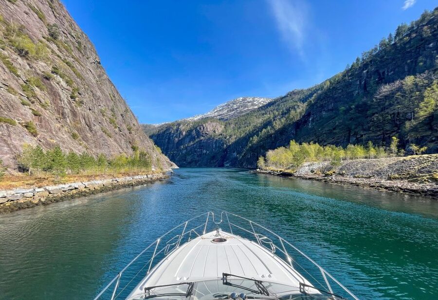 From Bergen: Modalen Private Fjord Cruise with Waterfalls - A quiet hour in the village of Mo