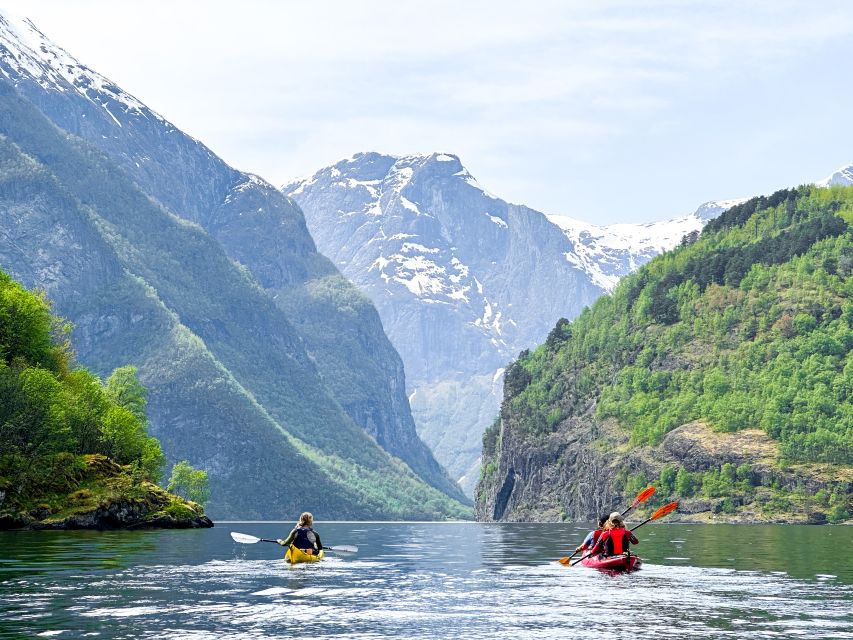 From Flåm: Nærøyfjord 3 Day Kayaking and Camping Tour - Day two: hikes, viewpoints, and camp cooking